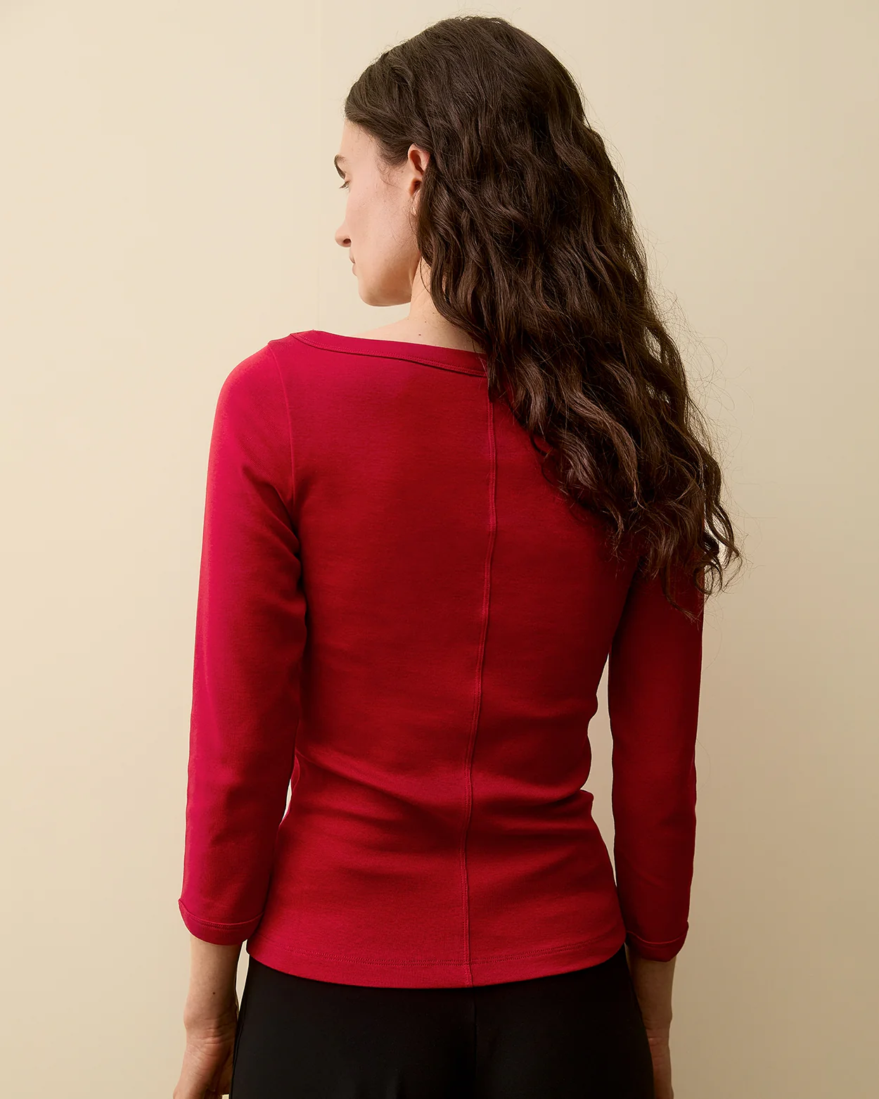 483-steffi-tee-red-3.webp STEFFI TEE | Red