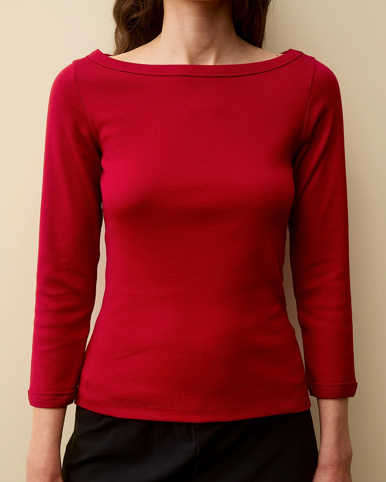 483-steffi-tee-red-4.webp STEFFI TEE | Red