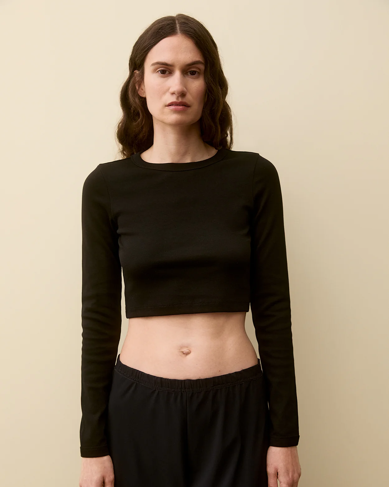 897-max-crop-black-2.webp MAX CROP | Black